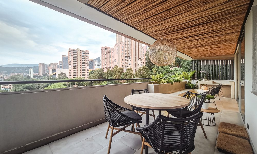 apartamento-citrak-medellin-balcon-1