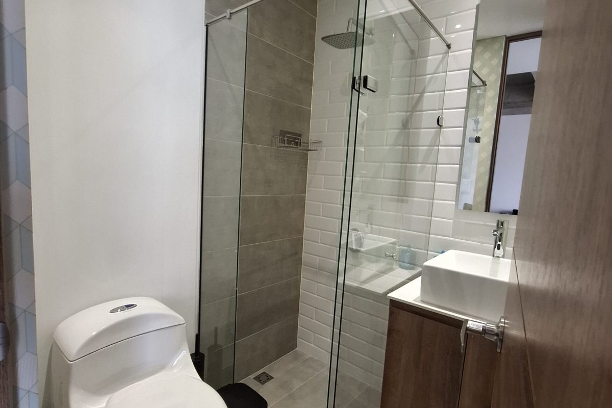 apto-1423-medellin-bano-antes