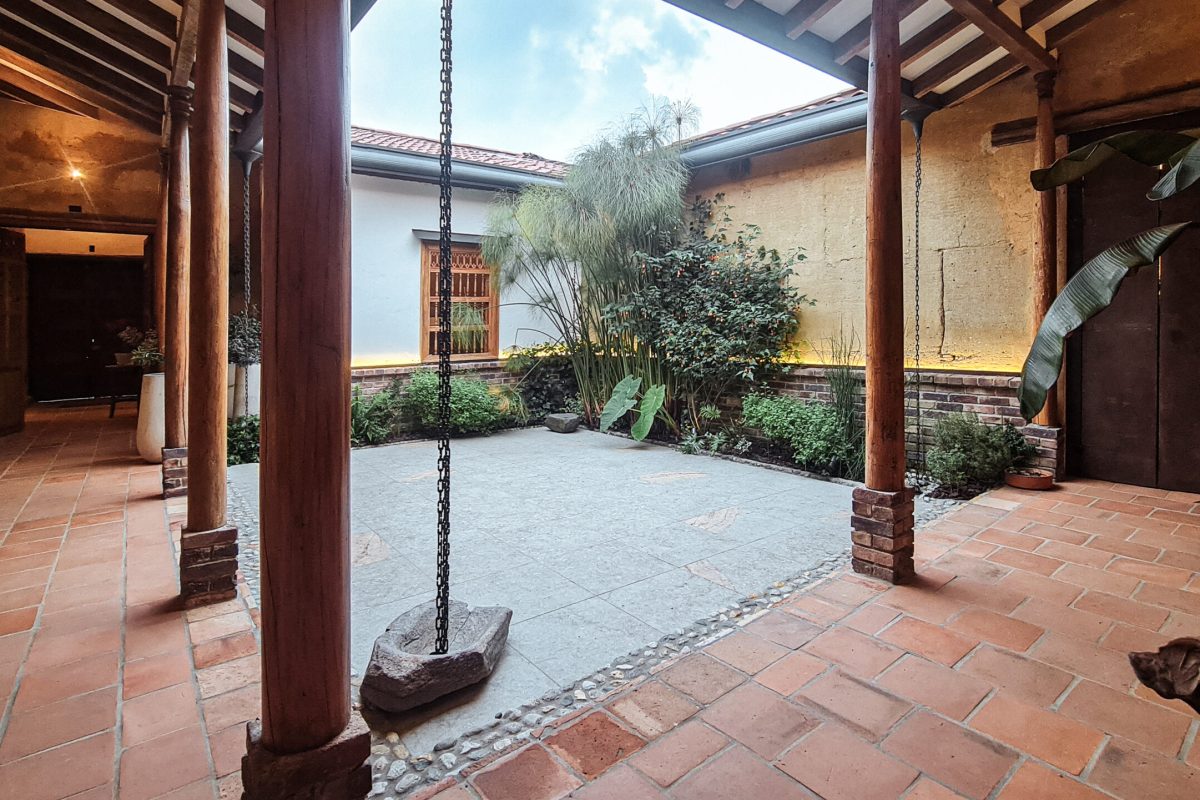 casa-1819-el-retiro-patio-despues