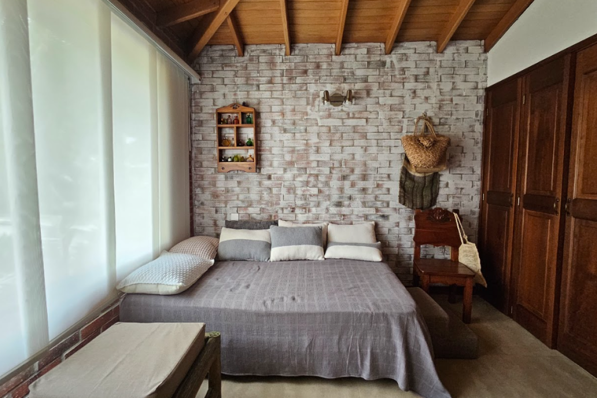 casa-cola-del-zorro-medellin-habitacion-2-antes